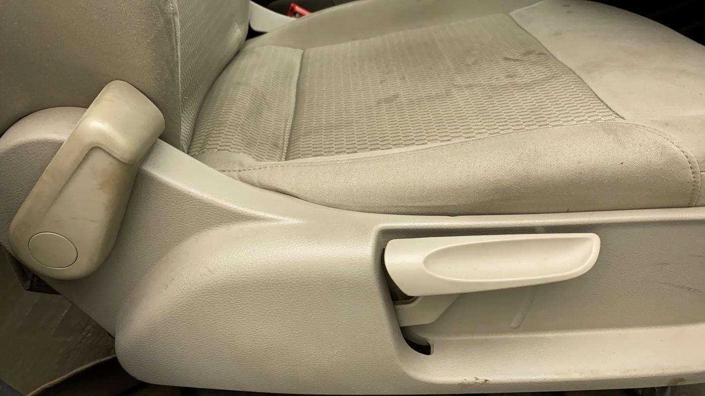 2013 Volkswagen Polo COMFORTLINE 1.2L PETROL, Petrol, Manual, 54,567 km, Driver Side Adjustment Panel
