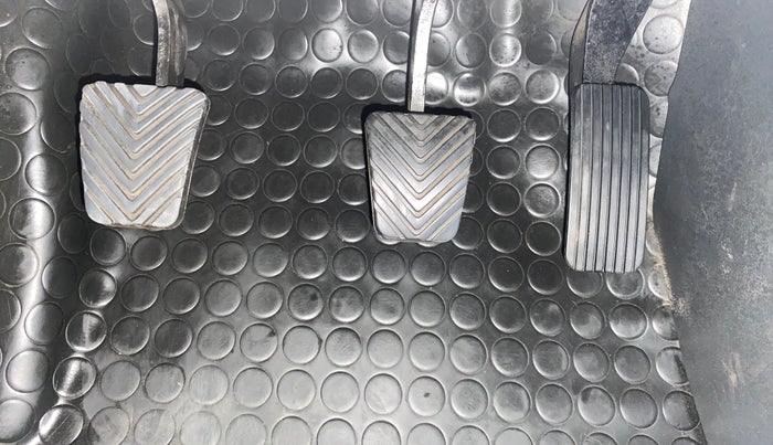 2018 Hyundai Verna 1.6 VTVT SX, Petrol, Manual, 58,349 km, Pedals