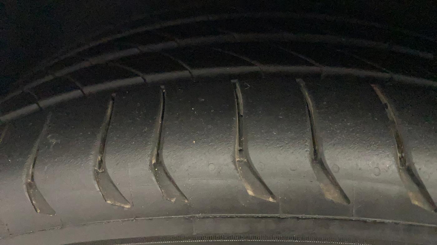 2018 Hyundai Verna 1.6 VTVT SX, Petrol, Manual, 58,400 km, Left Front Tyre Tread