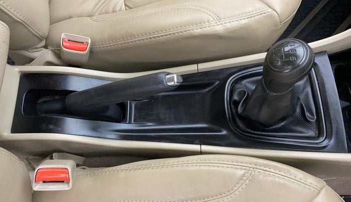 2019 Maruti Ciaz SIGMA 1.5 SHVS MT  PETROL, Petrol, Manual, 21,963 km, Gear Lever
