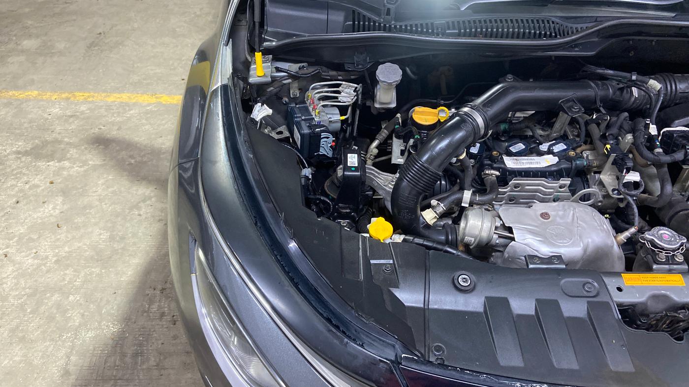 2022 Tata ALTROZ XZ PETROL, Petrol, Manual, 75,069 km, Engine View - Right