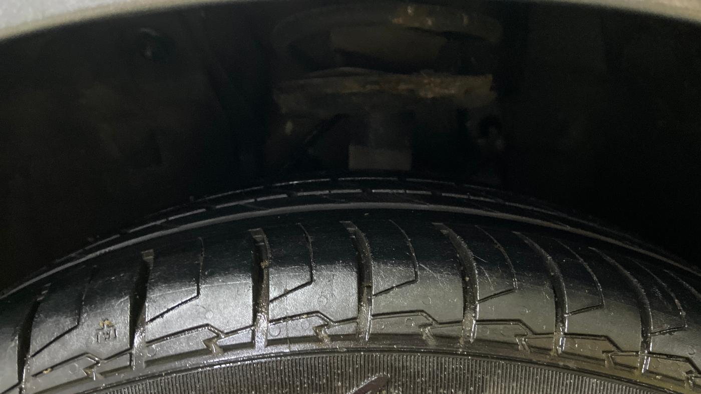 2022 Tata ALTROZ XZ PETROL, Petrol, Manual, 75,069 km, Left Front Tyre Tread