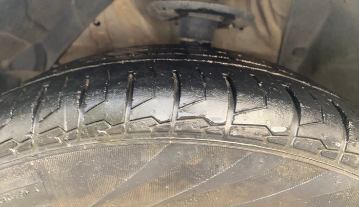 2022 Maruti S Cross ALPHA 1.5, Petrol, Manual, 47,877 km, Left Front Tyre Tread