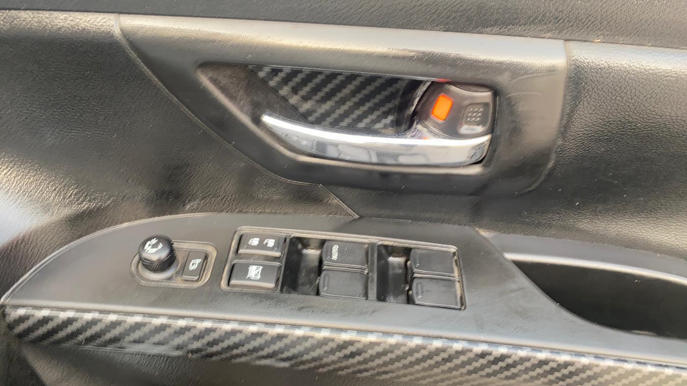 2022 Maruti S Cross ALPHA 1.5, Petrol, Manual, 47,989 km, Driver Side Door Panels Control