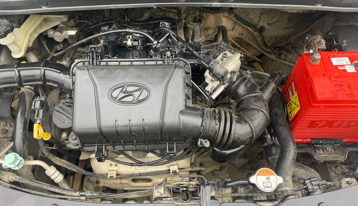 2015 Hyundai i10 SPORTZ 1.1, Petrol, Manual, 71,758 km, Engine View