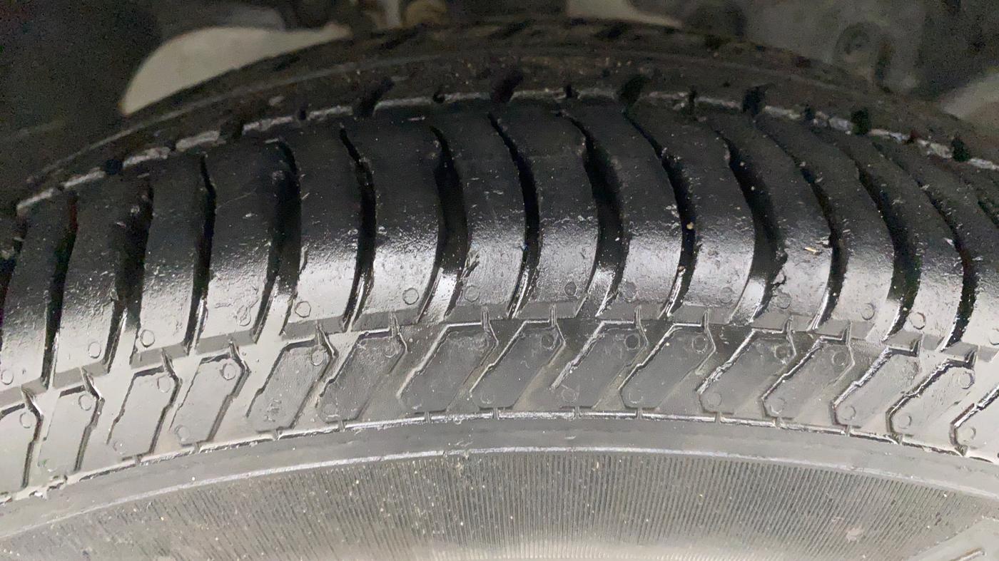 2017 Ford Ecosport 1.5 TITANIUM TI VCT, Petrol, Manual, 29,264 km, Right Front Tyre Tread
