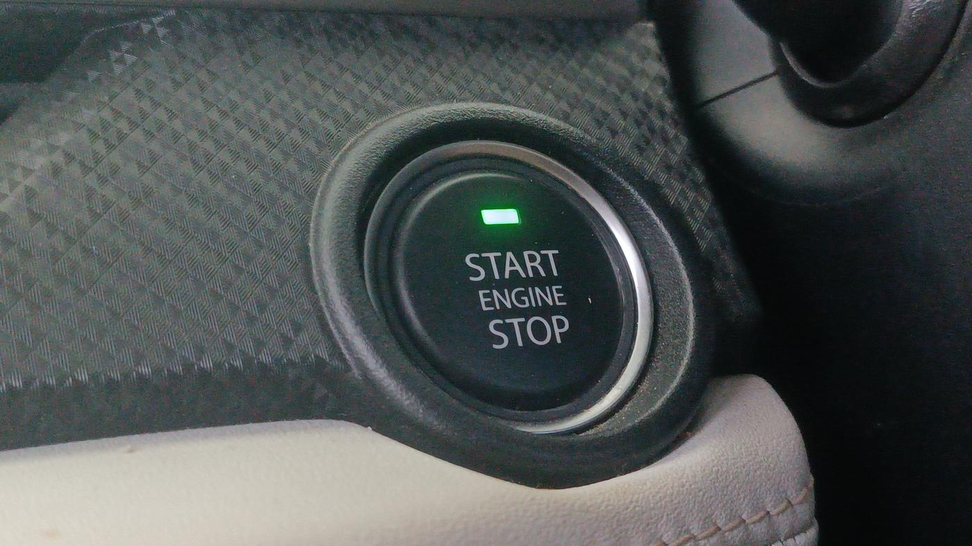 2024 Tata NEXON CREATIVE 1.2 PETROL, Petrol, Manual, 27,335 km, Keyless Start/ Stop Button