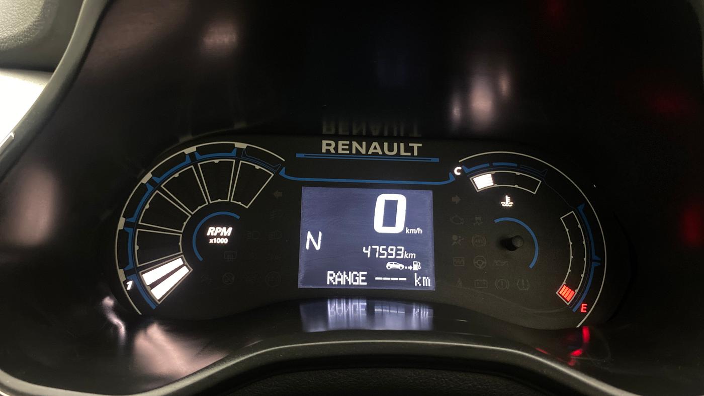 2020 Renault TRIBER RXZ AMT, Petrol, Automatic, 47,569 km, Odometer Image