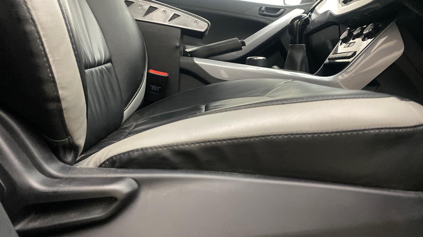 2023 Tata NEXON XM PETROL, Petrol, Manual, 56,742 km, Driver Side Adjustment Panel