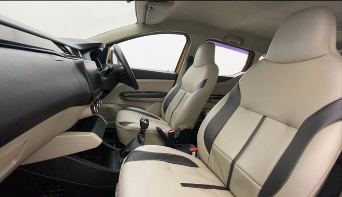 2020 Renault TRIBER RXT, Petrol, Manual, 61,207 km, Right Side Front Door Cabin
