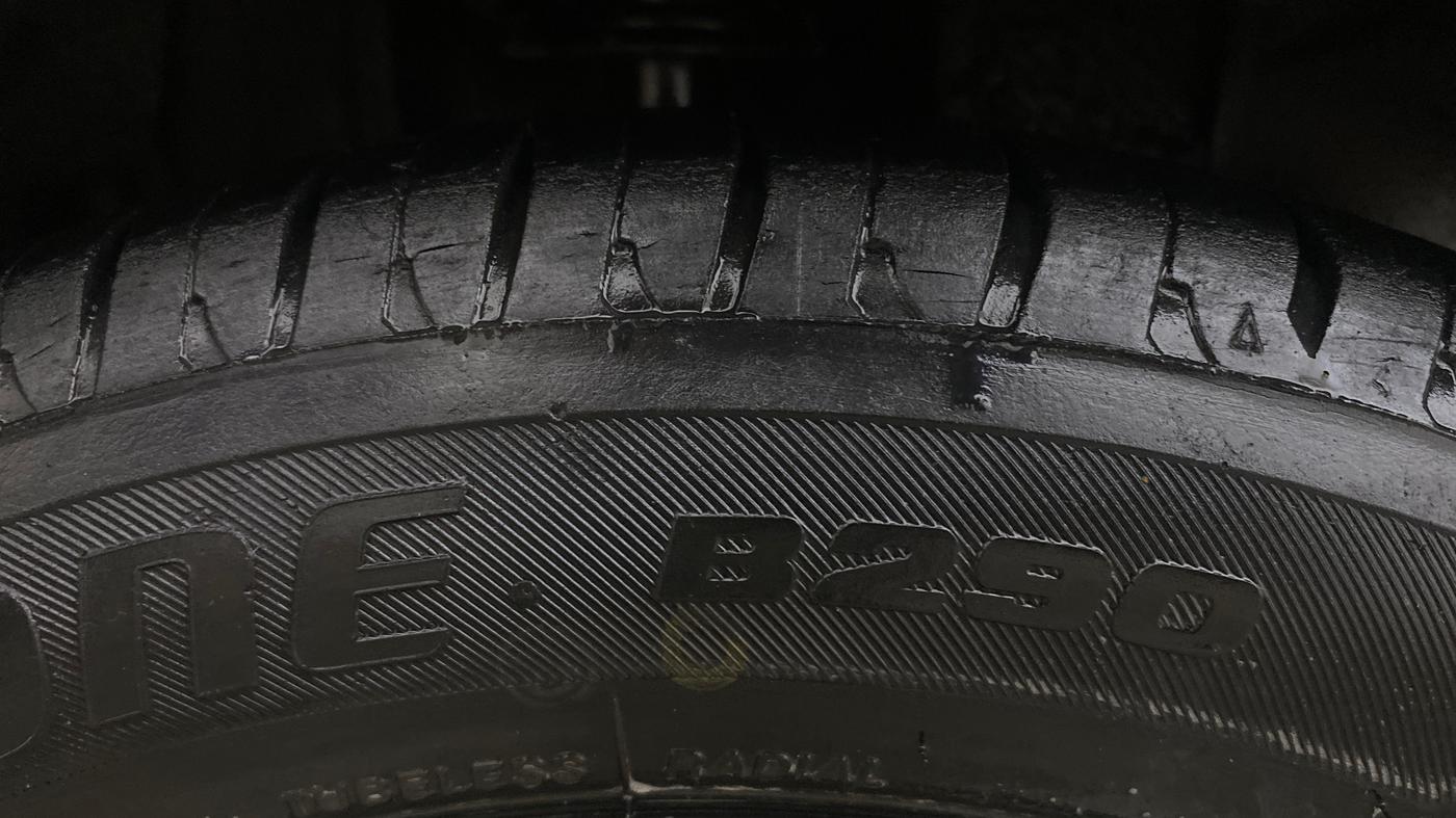 2017 Tata TIGOR XZ PETROL, Petrol, Manual, 83,945 km, Right Rear Tyre Tread