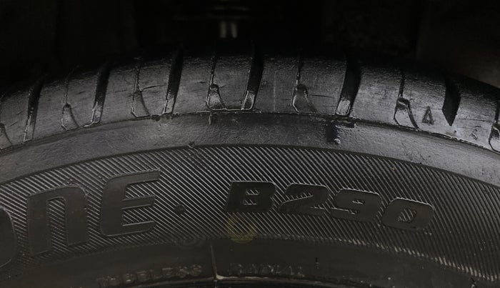 2017 Tata TIGOR XZ PETROL, Petrol, Manual, 83,945 km, Right Rear Tyre Tread