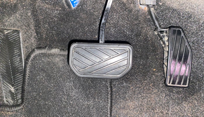 2017 Maruti Baleno DELTA CVT PETROL 1.2, Petrol, Automatic, 60,090 km, Pedals