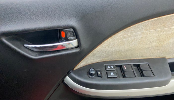 2017 Maruti Baleno DELTA CVT PETROL 1.2, Petrol, Automatic, 60,090 km, Driver Side Door Panels Control