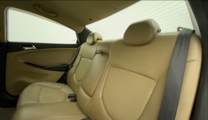 2014 Hyundai Verna FLUIDIC 1.6 VTVT SX AT, Petrol, Automatic, 72,962 km, Right Side Rear Door Cabin