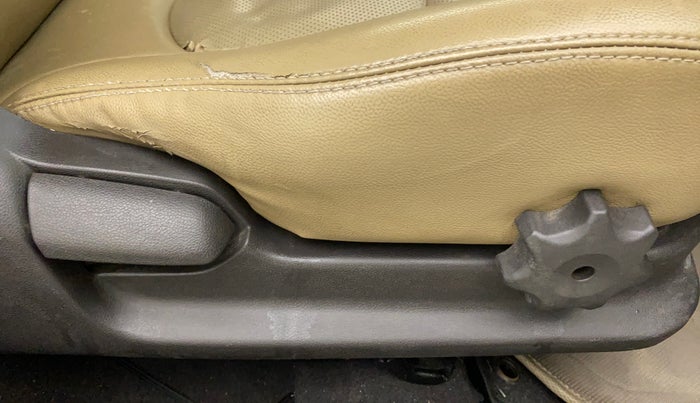 2014 Hyundai Verna FLUIDIC 1.6 VTVT SX AT, Petrol, Automatic, 72,962 km, Driver Side Adjustment Panel