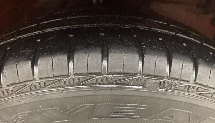 2019 Maruti Celerio VXI AMT (O), Petrol, Automatic, 31,200 km, Right Front Tyre Tread