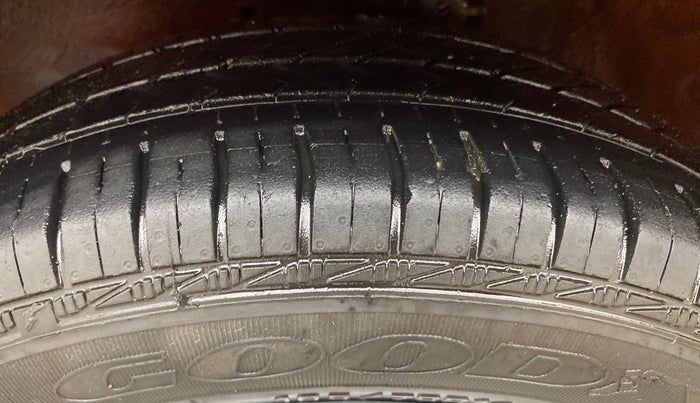 2019 Maruti Celerio VXI AMT (O), Petrol, Automatic, 31,200 km, Left Front Tyre Tread