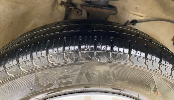 2020 Maruti Alto LXI, Petrol, Manual, 91,665 km, Right Front Tyre Tread