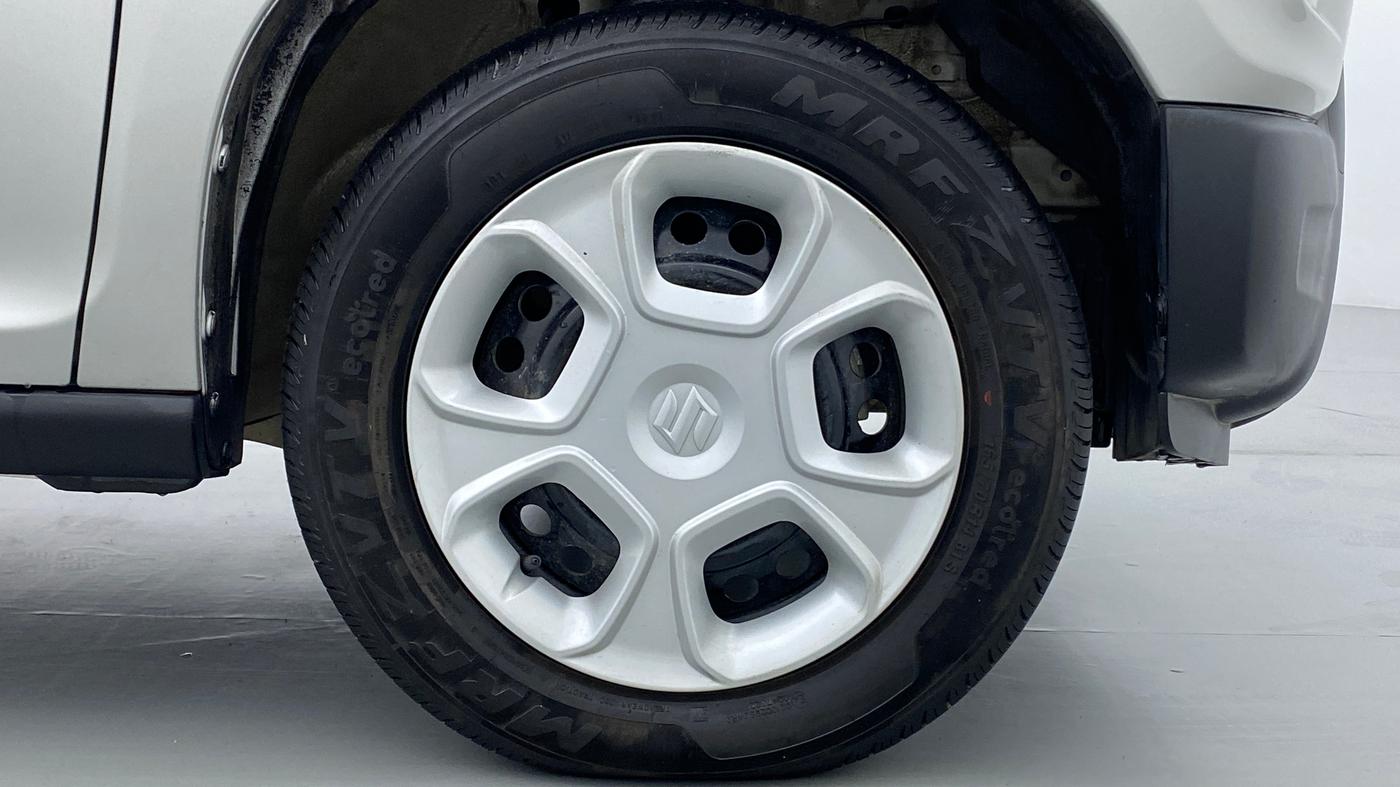 2020 Maruti S PRESSO VXI PLUS, Petrol, Manual, 5,976 km, Right Front Wheel