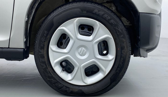 2020 Maruti S PRESSO VXI PLUS, Petrol, Manual, 5,976 km, Right Front Wheel
