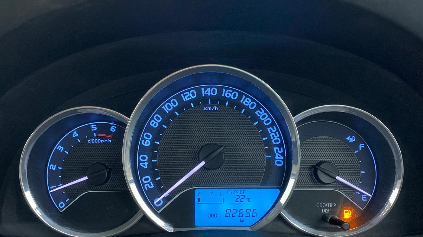 2015 Toyota Corolla Altis D 4D J, Diesel, Manual, 82,675 km, Odometer Image
