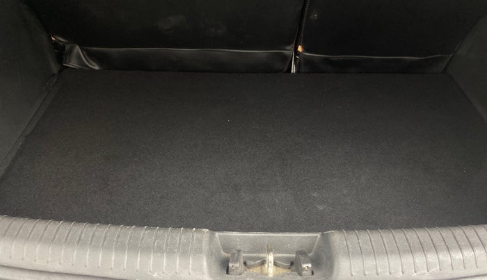 2013 Hyundai i20 SPORTZ 1.2, Petrol, Manual, 89,374 km, Boot Inside