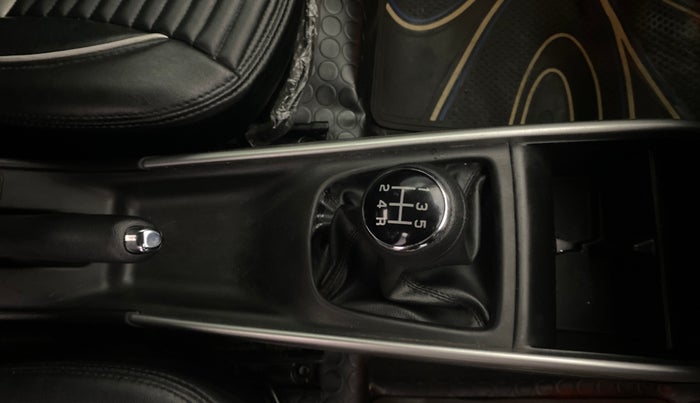 2018 Maruti Baleno ZETA PETROL 1.2, Petrol, Manual, 34,377 km, Gear Lever