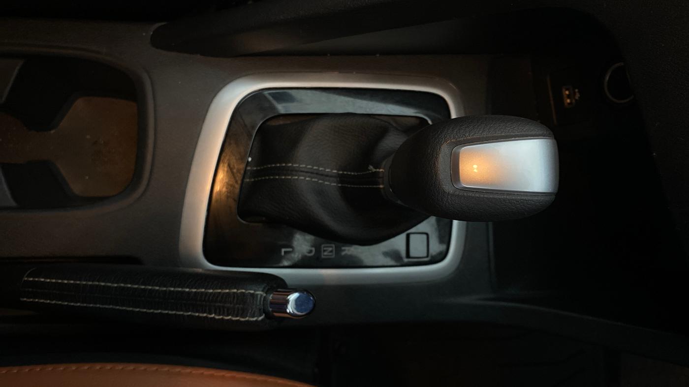 2025 Nissan MAGNITE Tekna Plus HRAO 1.0 Turbo Petrol CVT, Petrol, Automatic, 17,940 km, Gear Lever