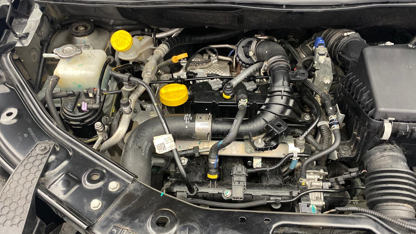 2025 Nissan MAGNITE Tekna Plus HRAO 1.0 Turbo Petrol CVT, Petrol, Automatic, 17,940 km, Engine View - Right