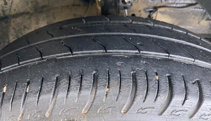 2019 Maruti Baleno SIGMA 1.2 K12, Petrol, Manual, 39,382 km, Right Front Tyre Tread