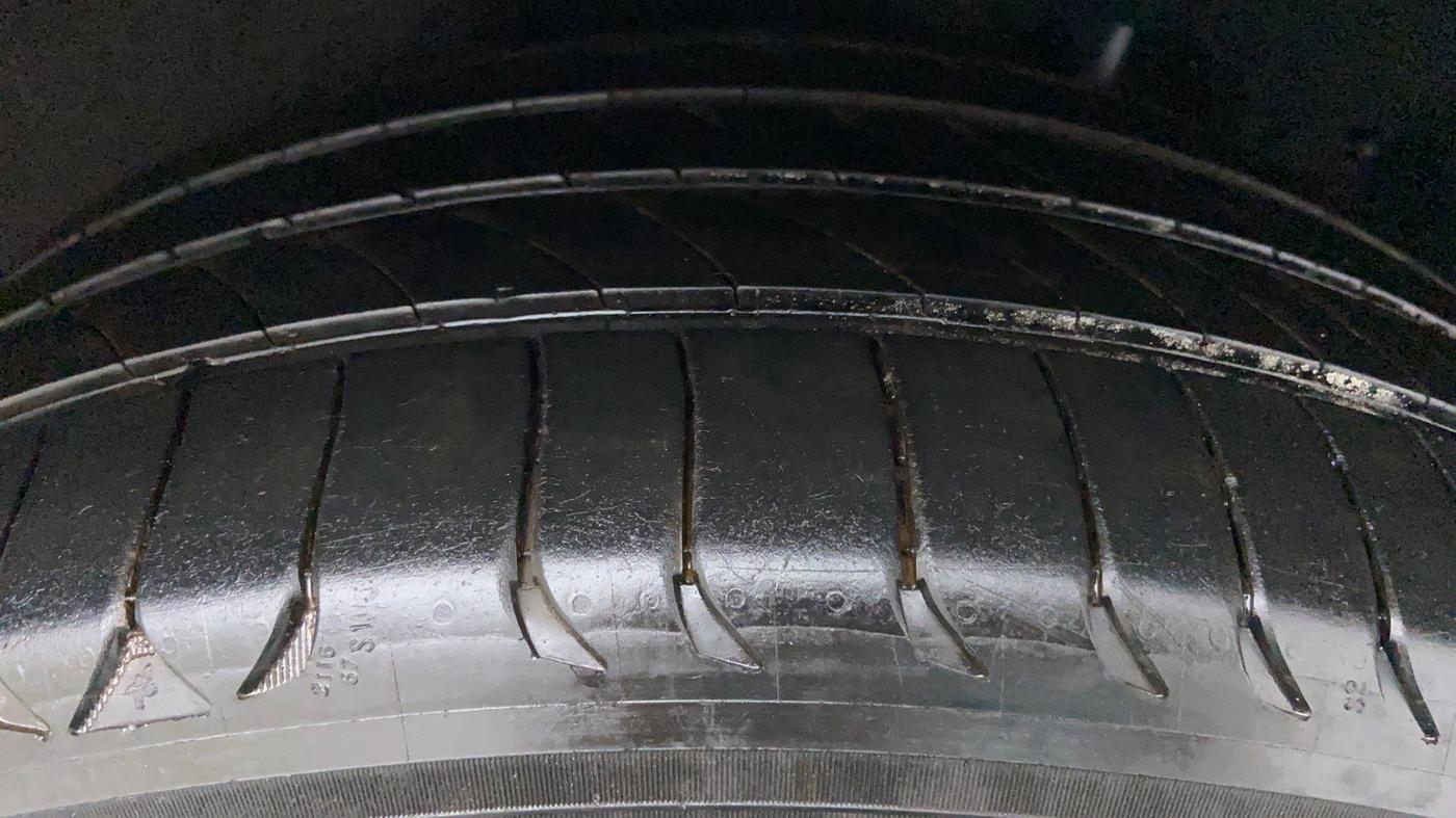2011 Mercedes Benz E Class E 250 CDI ELEGANCE, Diesel, Automatic, 78,562 km, Left Rear Tyre Tread