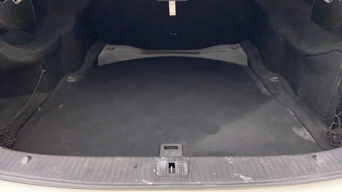 2011 Mercedes Benz E Class E 250 CDI ELEGANCE, Diesel, Automatic, 78,562 km, Boot Inside