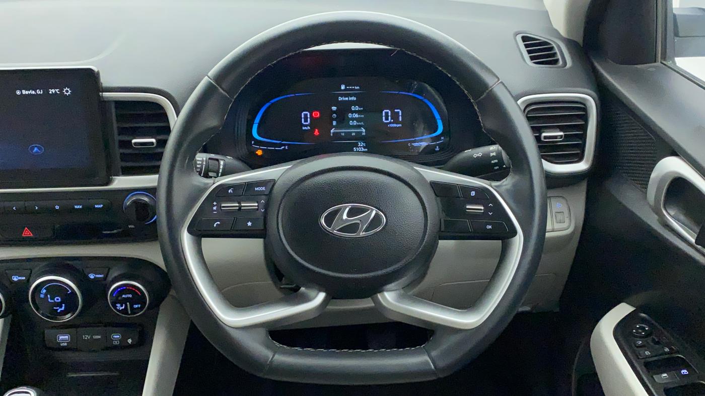 2022 Hyundai VENUE SX 1.2 PETROL, Petrol, Manual, 5,179 km, Steering Wheel Close Up