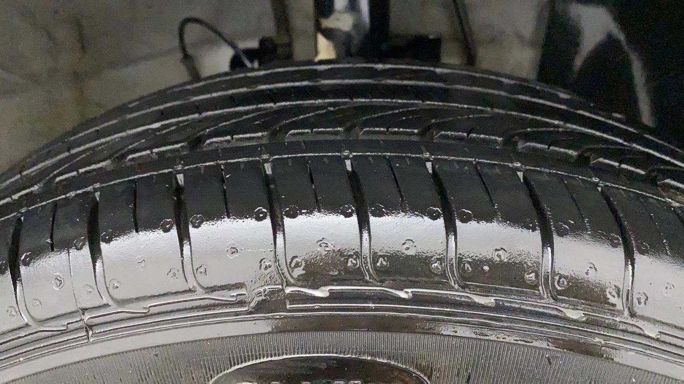 2022 Hyundai VENUE SX 1.2 PETROL, Petrol, Manual, 5,179 km, Right Front Tyre Tread