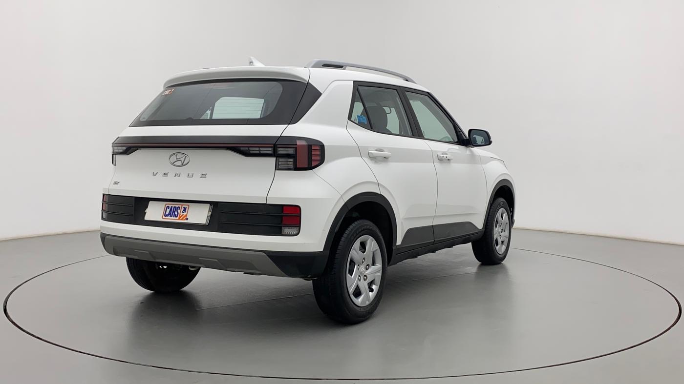 2022 Hyundai VENUE SX 1.2 PETROL, Petrol, Manual, 5,179 km, Right Back Diagonal