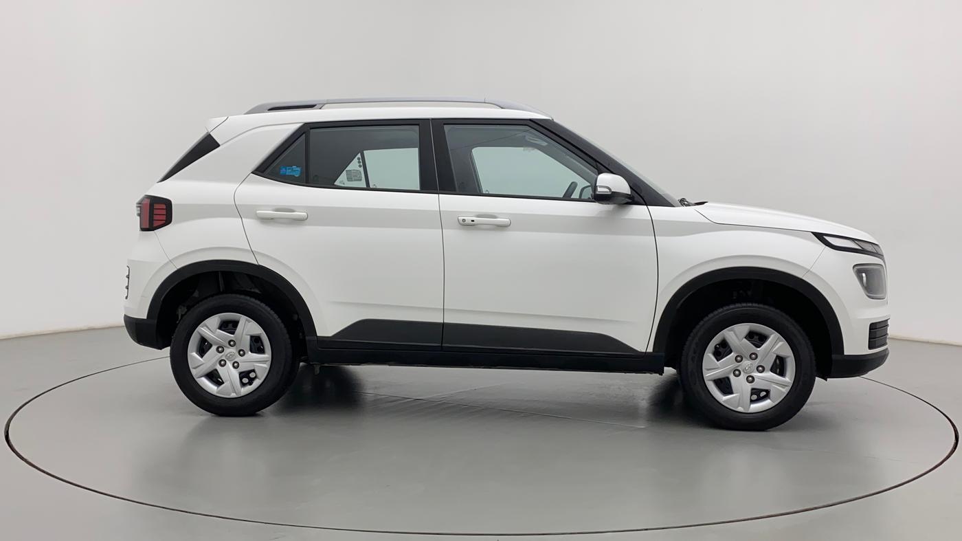 2022 Hyundai VENUE SX 1.2 PETROL, Petrol, Manual, 5,179 km, Right Side View