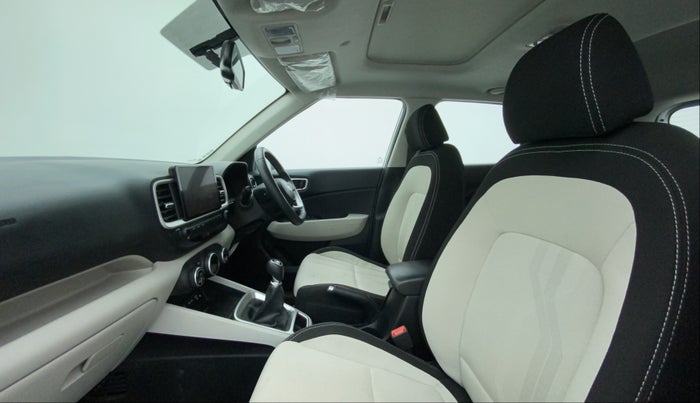 2022 Hyundai VENUE SX 1.2 PETROL, Petrol, Manual, 5,179 km, Right Side Front Door Cabin