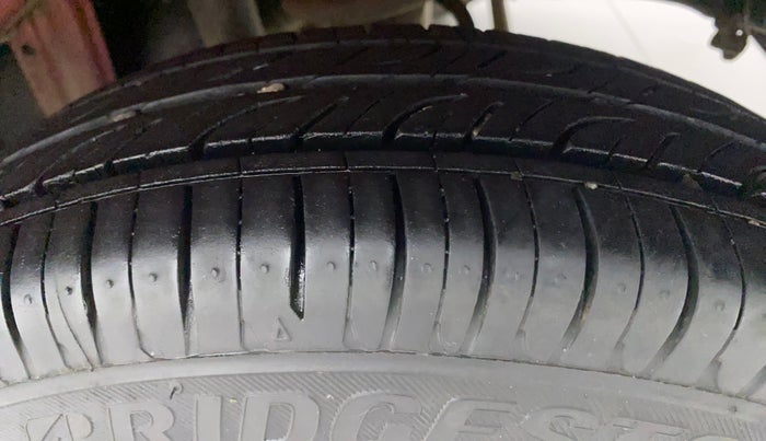 2014 Maruti Alto 800 LXI, Petrol, Manual, 58,110 km, Left Rear Tyre Tread
