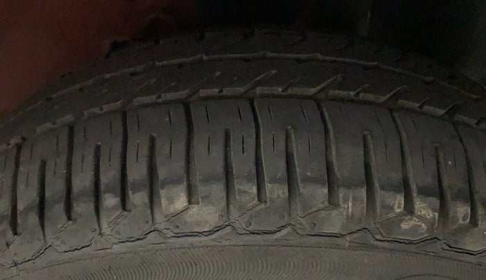 2014 Ford Figo EXI 1.2 PETROL, Petrol, Manual, 14,010 km, Left Rear Tyre Tread