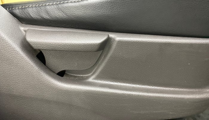 2012 Hyundai Eon ERA, Petrol, Manual, 50,099 km, Driver Side Adjustment Panel