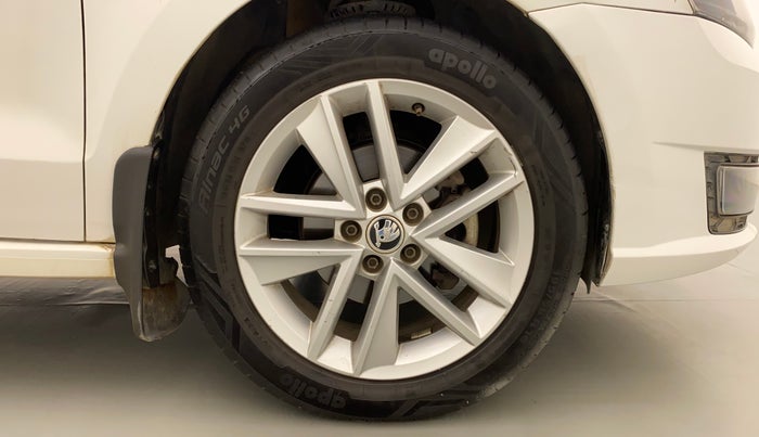 2017 Skoda Rapid STYLE 1.5 TDI AT, Diesel, Automatic, 62,834 km, Right Front Wheel