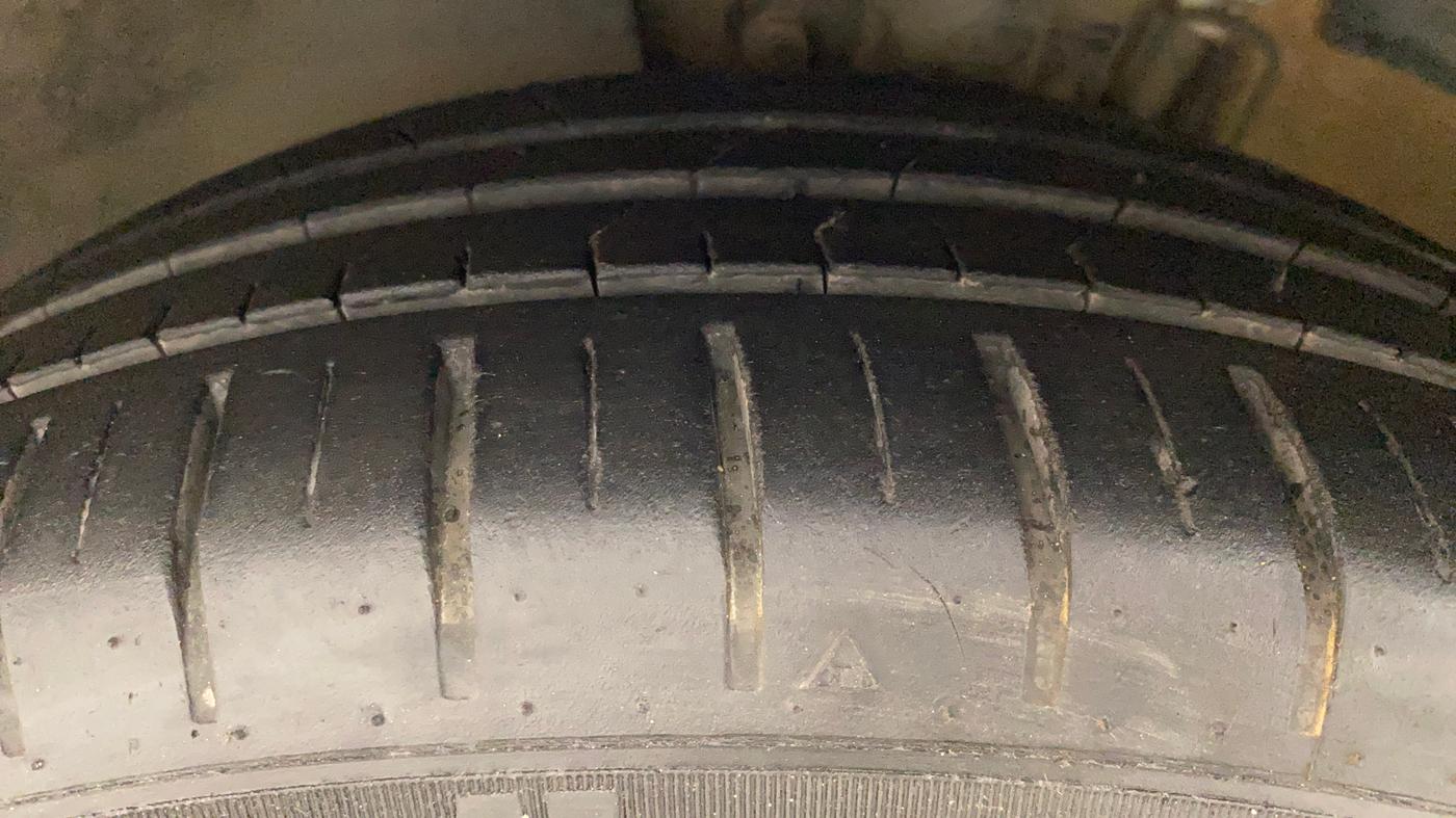 2017 Skoda Rapid STYLE 1.5 TDI AT, Diesel, Automatic, 62,834 km, Left Front Tyre Tread