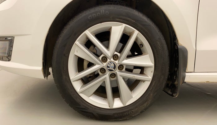 2017 Skoda Rapid STYLE 1.5 TDI AT, Diesel, Automatic, 62,834 km, Left Front Wheel