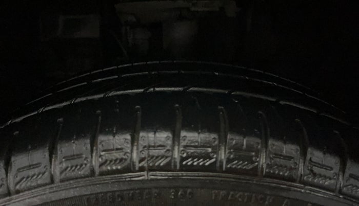 2018 Tata Tiago XZ PETROL, Petrol, Manual, 45,504 km, Left Front Tyre Tread