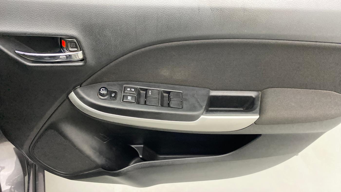 2018 Maruti Baleno ALPHA 1.2K12  AT, Petrol, Automatic, 35,190 km, Driver Side Door Panels Control