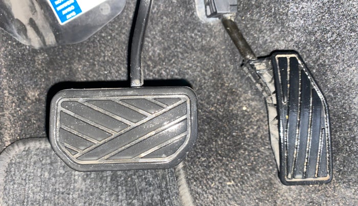 2018 Maruti Baleno ALPHA 1.2K12  AT, Petrol, Automatic, 35,190 km, Pedals