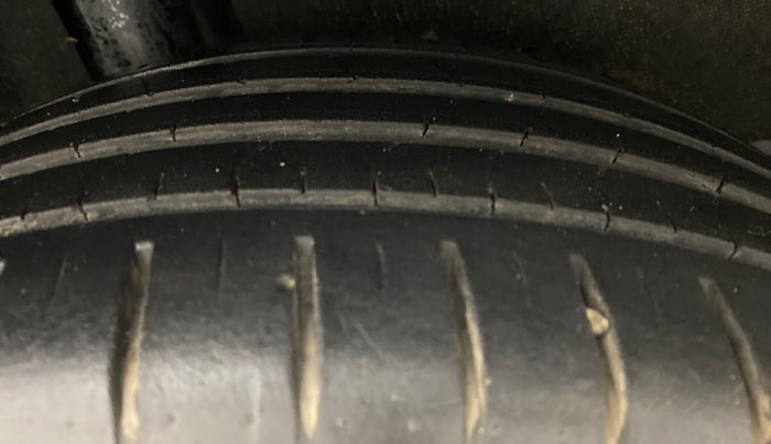 2018 Maruti Baleno ALPHA 1.2K12  AT, Petrol, Automatic, 35,190 km, Right Rear Tyre Tread