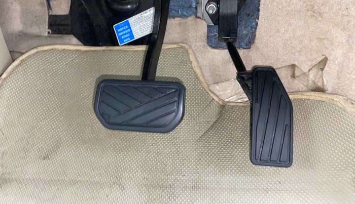 2019 Maruti Dzire ZXI AMT, Petrol, Automatic, 71,424 km, Pedals