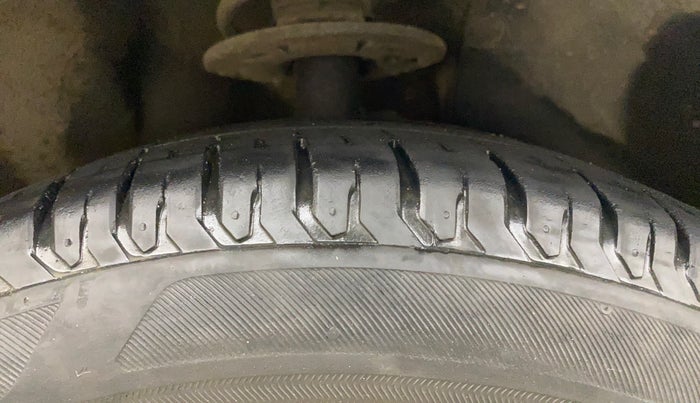2019 Maruti Dzire ZXI AMT, Petrol, Automatic, 71,424 km, Right Front Tyre Tread